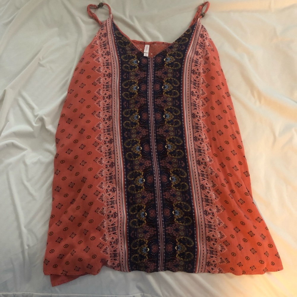 Super cute mini dress perfect for summer! 🔥